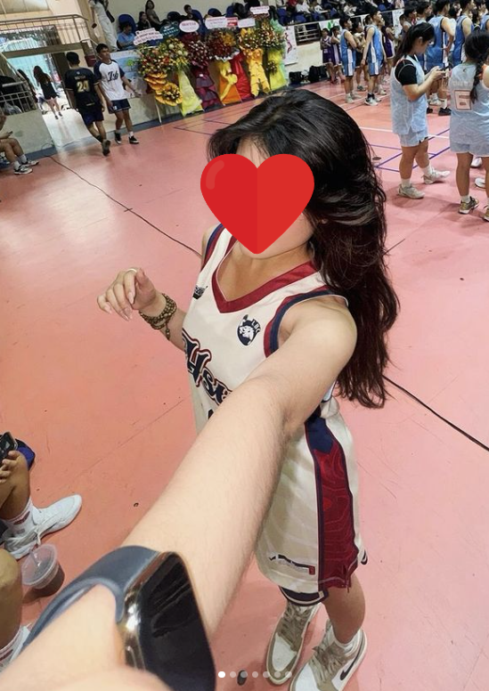 Gamer Girl Faces Backlash Over Viral Sexy Moment 1 edit screenshot 2024 12 02 152632 1733129503808973511162