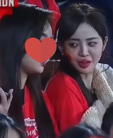 Streamer Bé My Reacts Fast After On-Air Look Sparks Buzz 2 edit screenshot 2024 12 17 092843 1734405052455377289895
