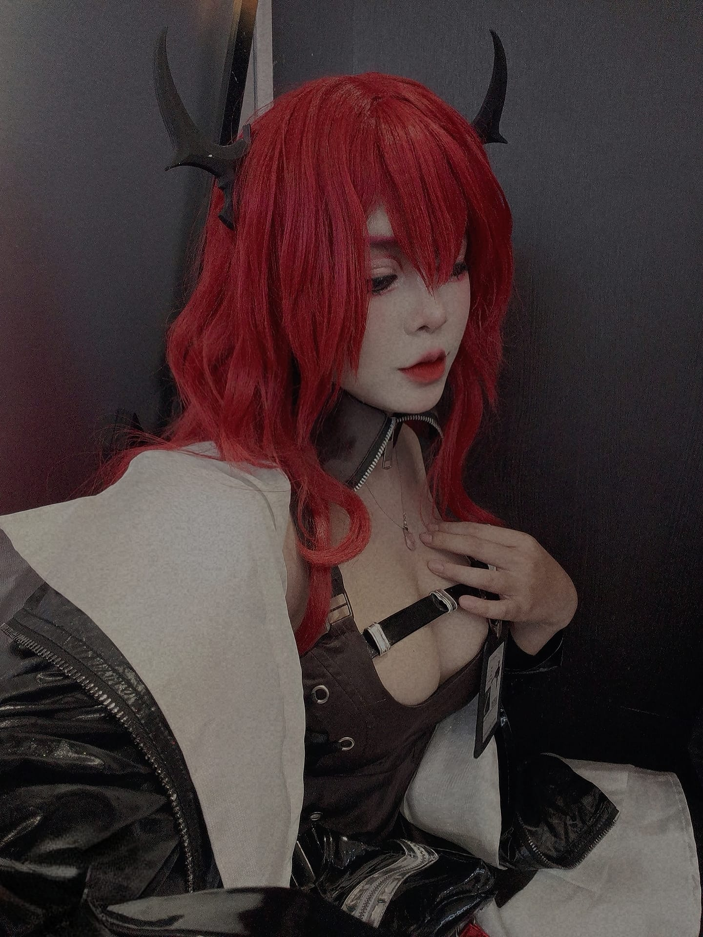 Cosplayer Mỹ Vân Stuns Fans with Casual Photos and Wushu Skills 1 photo 1735620552115 17356205526471091820223