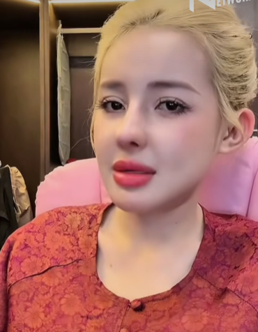 Ngân 98 Reveals Her Real Age, Fans Immediately Doubt It 2 Ngân 98 plastic surgery