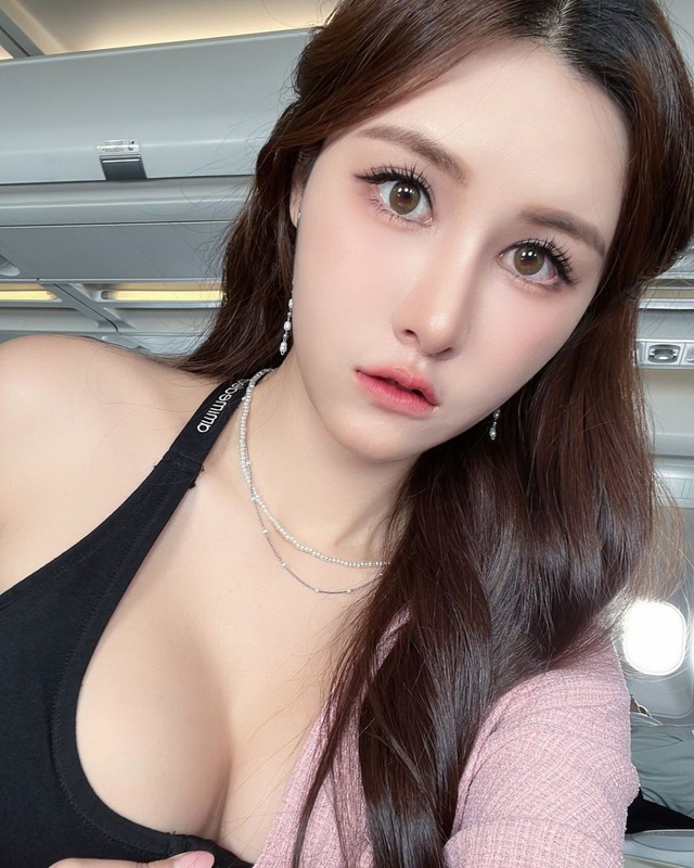 Yua Mikami’s Colleague Surprises Fans with Impressive Academic Skills 2 46278394215890912986878396501320427726388216n 1735536629885 17355366301171181561009