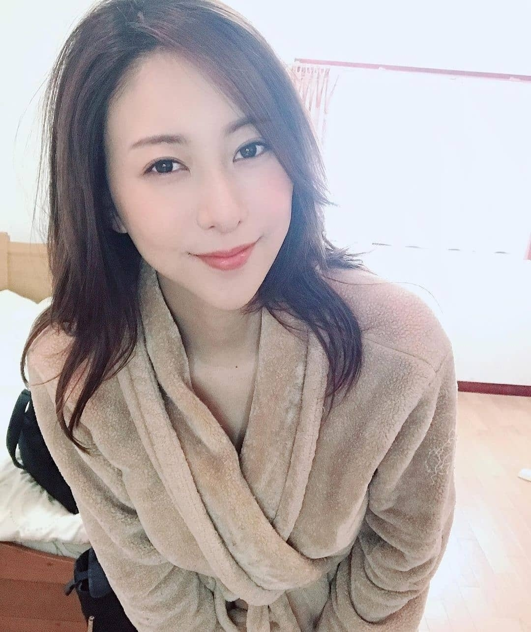 Yua Mikami’s Colleague Matsushita Saeko Quietly Switches Careers 2 Matsushita Saeko glamorous photo