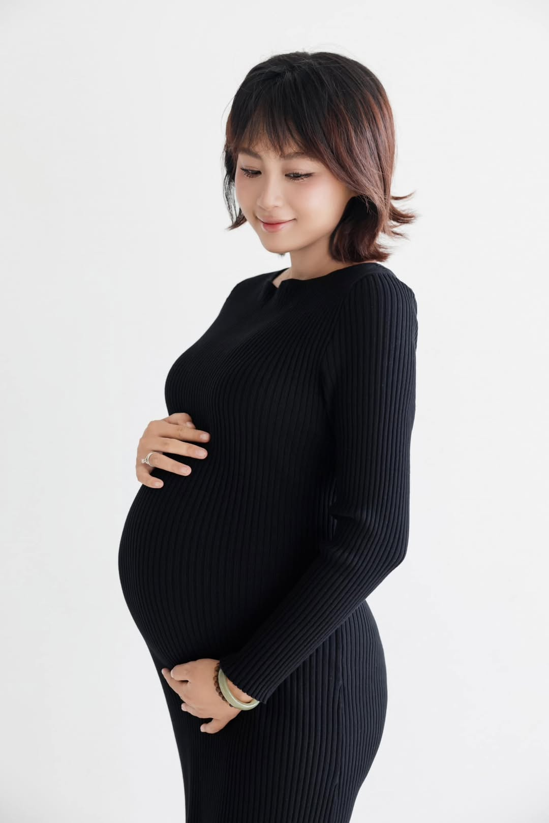 Esports Stars Minh Nghi and Bomman Welcome Baby Boy 3 Minh Nghi and Bomman have a beautiful love nurtured by Vietnamese esports fans. The couple expressed their gratitude for the support they've received.