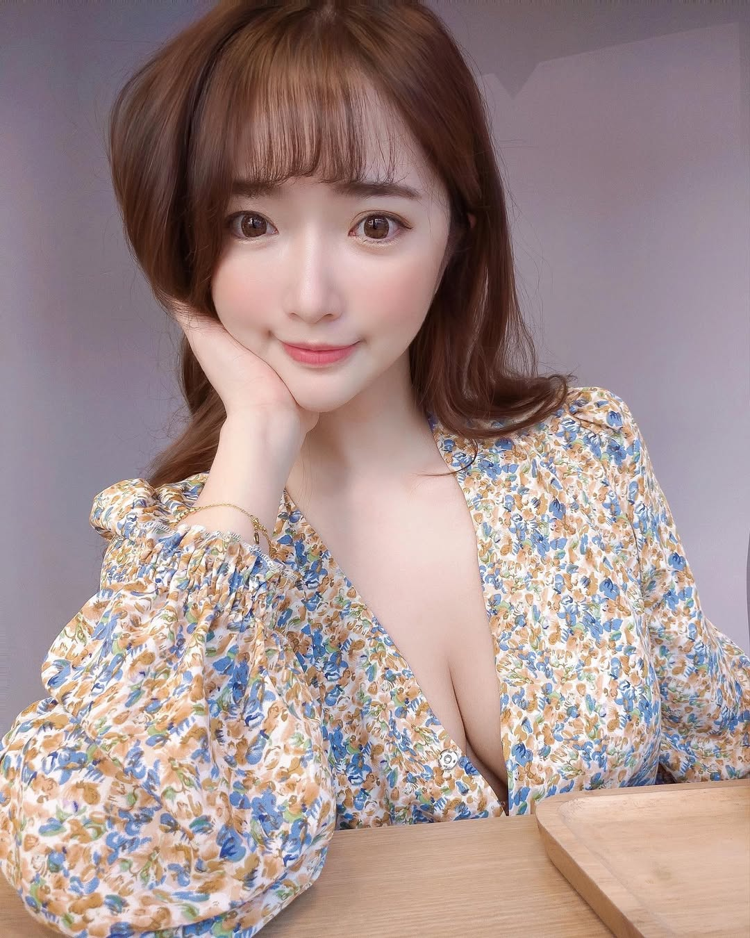 Mita posing in casual wear