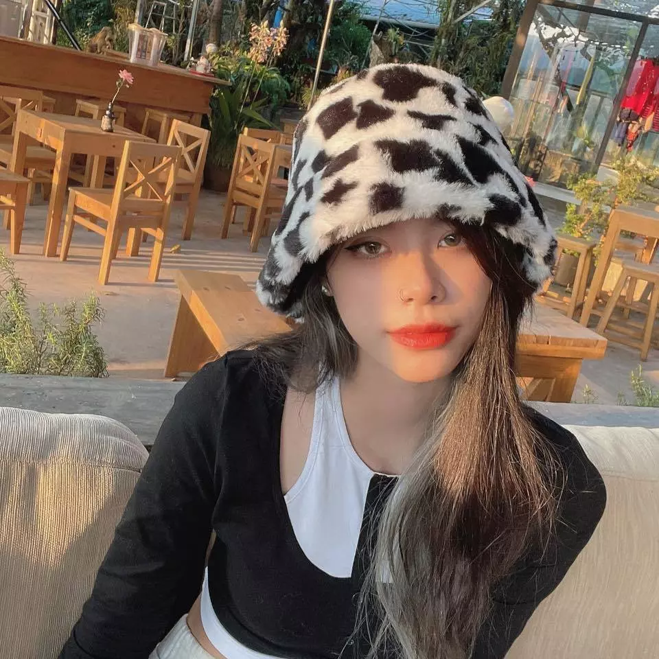MisThy’s Onstage Kiss Shocks Streamer Bank 3 Streamer Bank portrait
