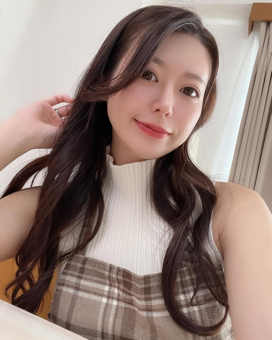 Meet Shinohara Iyo, The Rising Star Rivaling Yua Mikami 3 Shinohara Iyo latest photo