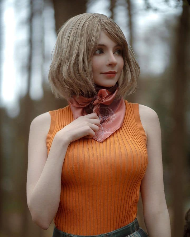 Ella Freya cosplay
