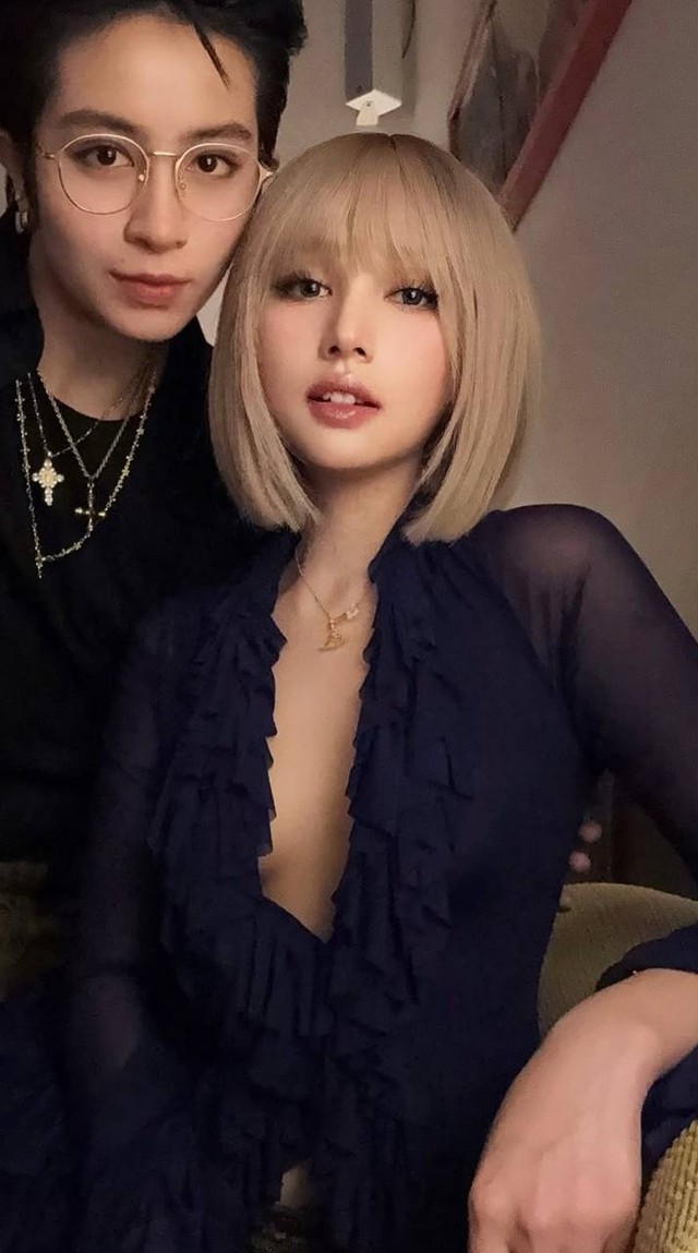 Xoài Non’s New Look Sparks Concern Among Fans 1 Xoài Non in a deep-cut dress