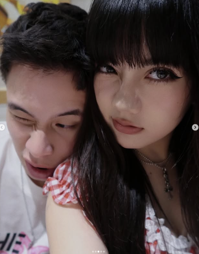 Bảo Hân Helia and Dev Nguyễn's Sweet Public Romance Sparks Fans' Reactions 3 Bảo Hân Helia and Dev Nguyễn affectionate photo
