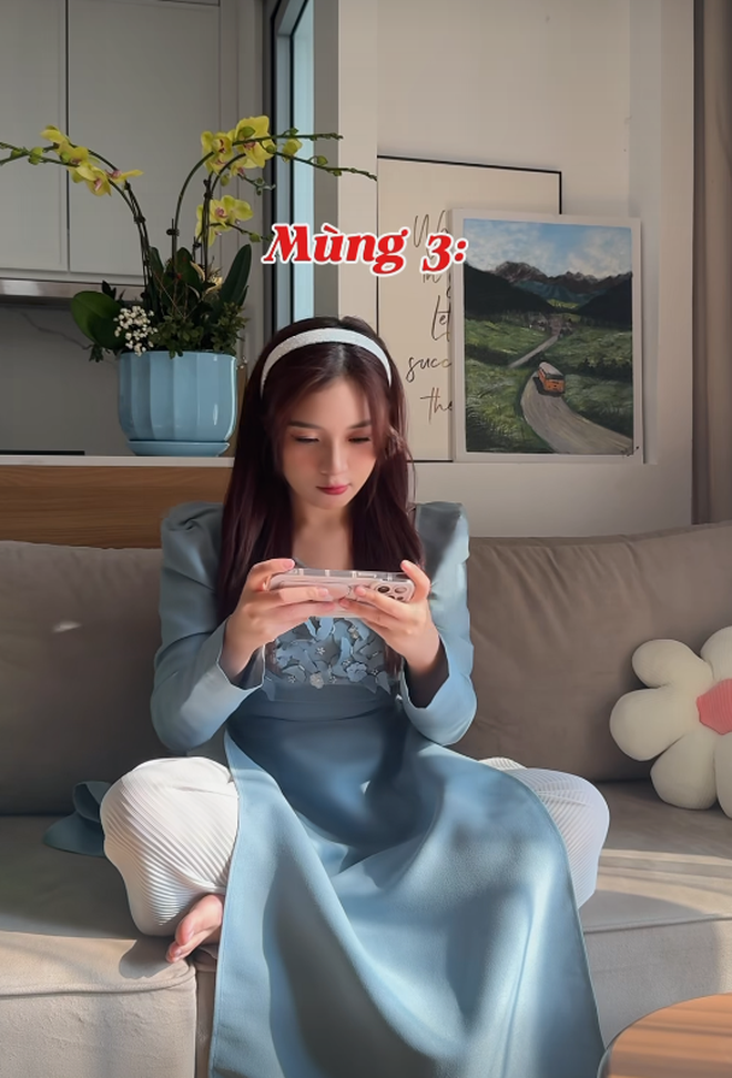 How Two Top Esports Hosts Spend Their Year-End Breaks 4 Phuong Thao playing Arena of Valor