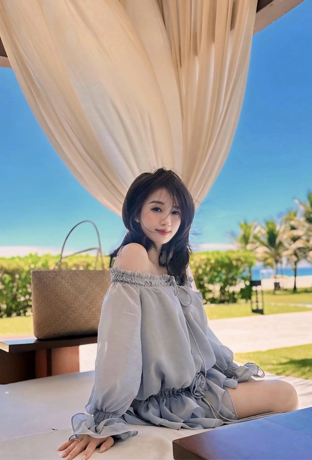 Hà Kim trendy look