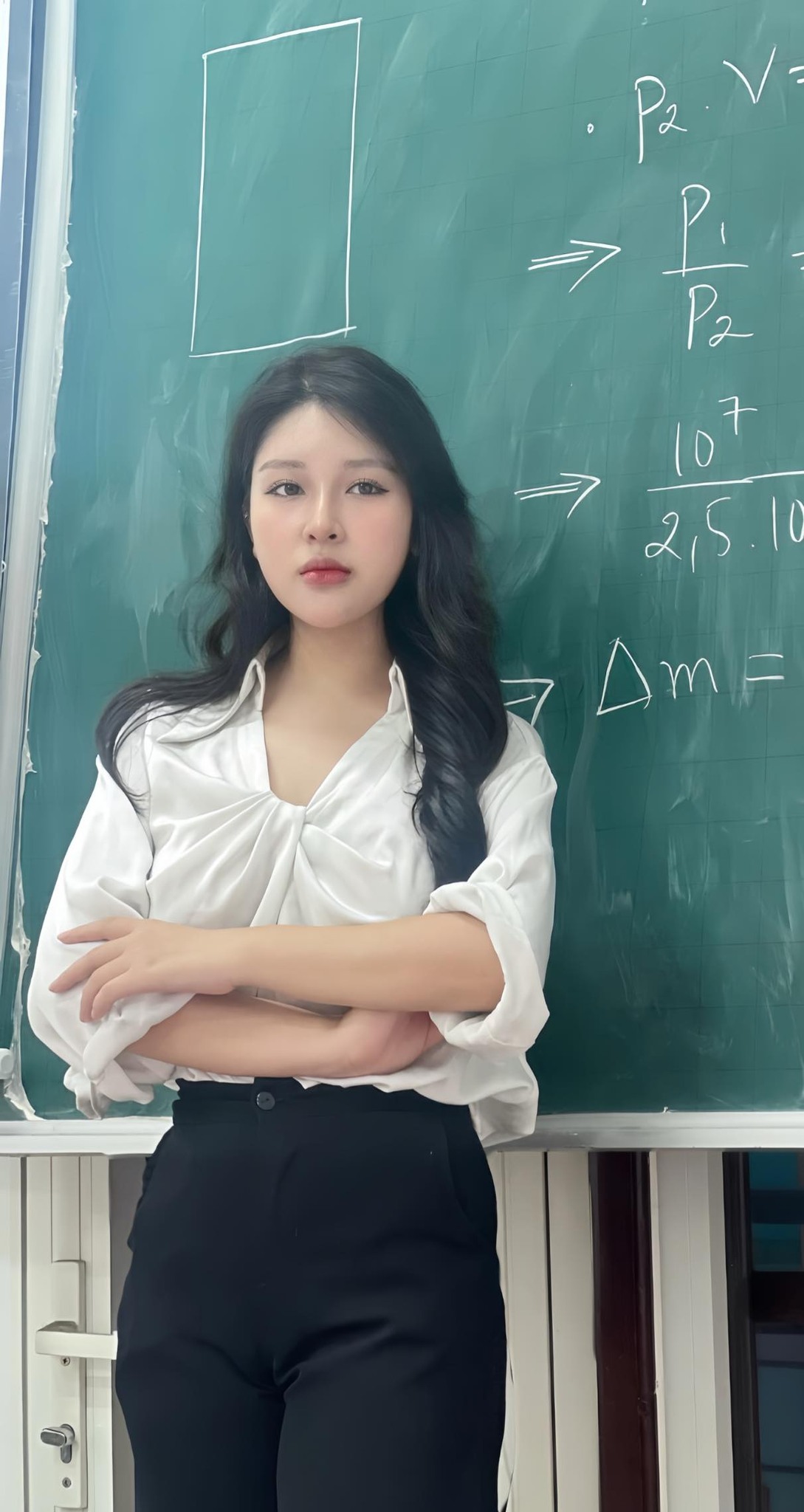 Beautiful Language Teacher’s TikTok Hits 3.3M Views 7 45373844436477858687939085480624089835526476n 1738916033274 17389160333941370887829