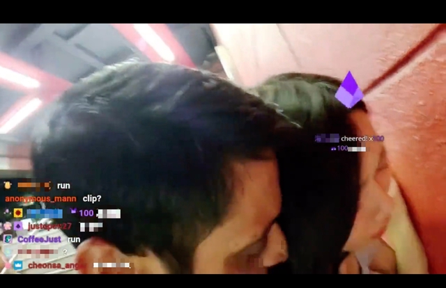 Korean Streamer Faces Scary Encounter While Livestreaming 6 base64 17387465868981394864794