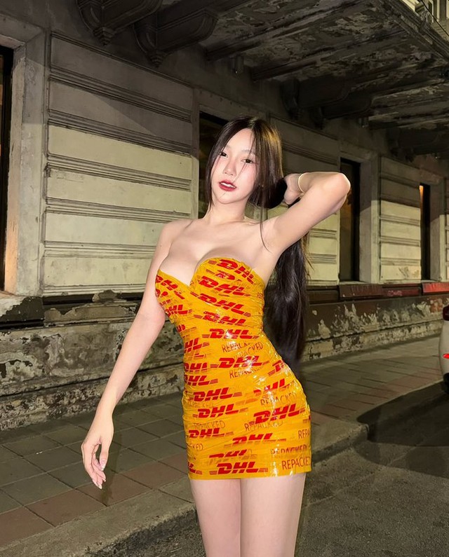Thai Hot Girl Stuns Fans with Bold Tape Dress Trend 9 Bold tape dress style by Natpaphat Ounboontan
