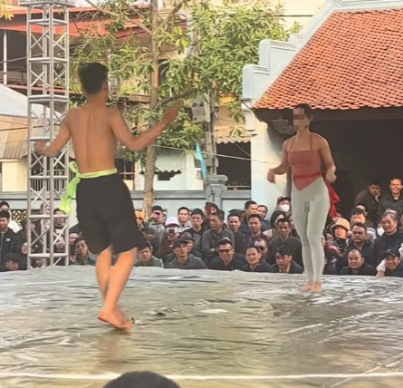 Female Wrestler Stuns Fans Wearing Tight Gym Gear in Match 3 Close-up of gym gear