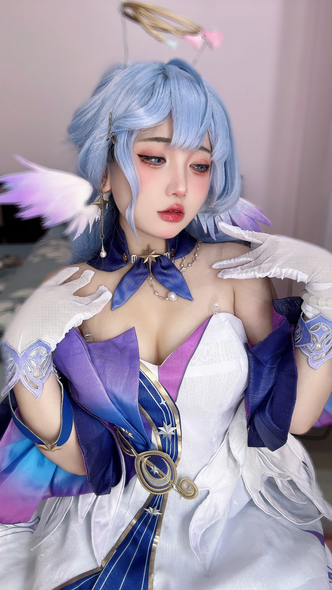 Minh Khue striking cosplay pose
