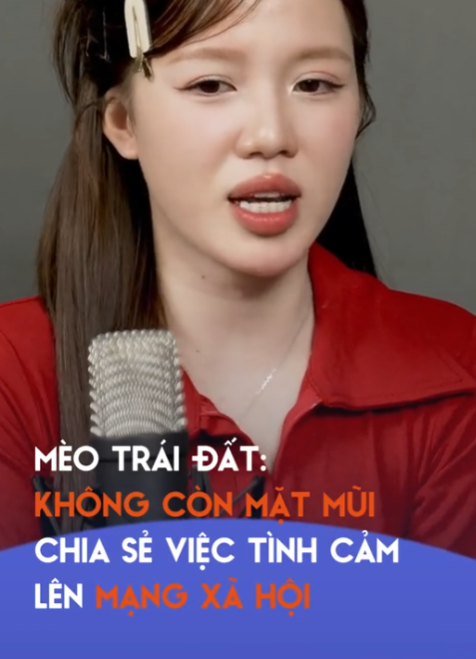 Streamer Mèo Sao Hoả Shares Her Fresh Start After Tough Times 1 Mèo Sao Hoả smiling in a casual outfit
