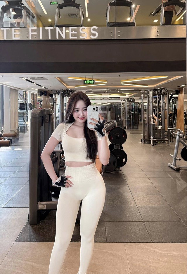 Lê Phương Anh fitness photo