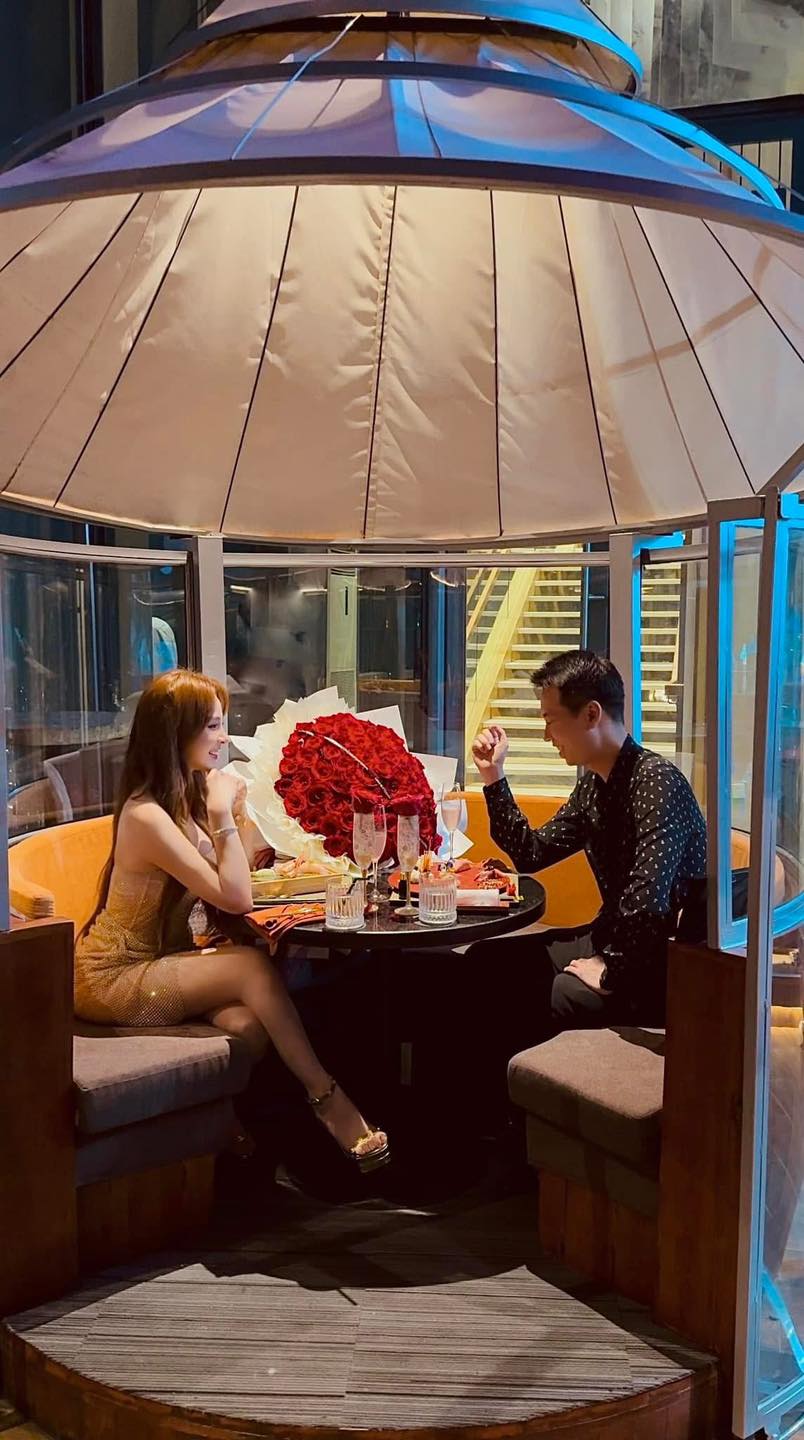 Huyen Baby Stuns in Bikini, Still Doll-Like at 40 5 Vietnam's rich wife pampered by her billionaire husband