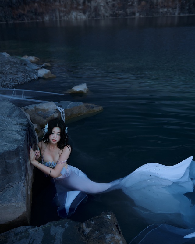 Hot Girl Khánh Ly Vương Stuns as a Gorgeous Mermaid 3 484392673182880240492166753338371068204093704n 1742460610249720844365