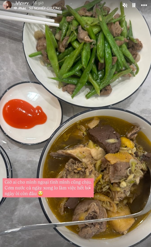 Lyly Sury Clears Up Rumors About Living With TikTok Boyfriend 5 Lyly Sury's candid moment