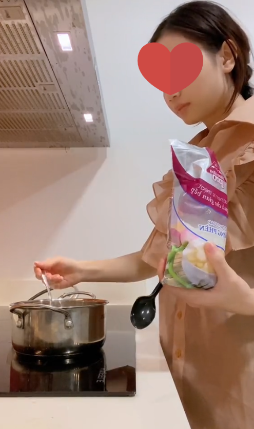 ViruSs’s Assistant Sparks Drama with Private Home Access 3 Cooking for ViruSs