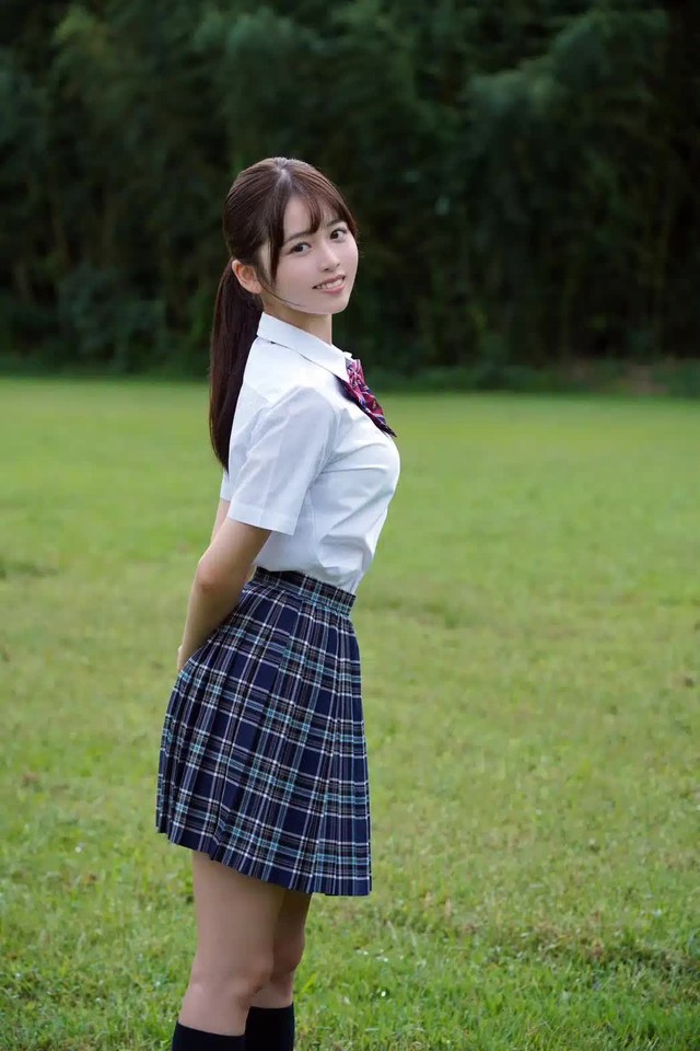 New Star Sakurano Rino Follows Yua Mikami’s Bold Path 3 Sakurano Rino emotional moment