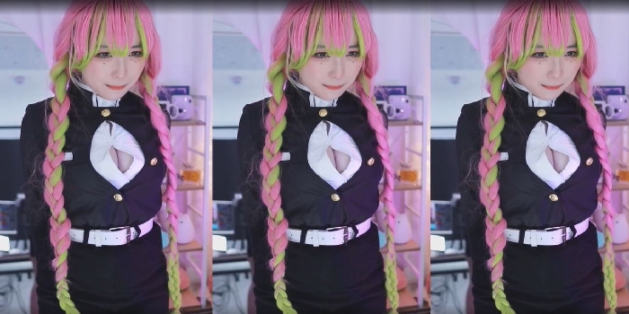 Streamer Nayako Seongeo’s Button Pops On Live Stream 5 Nayako Seongeo quick reaction