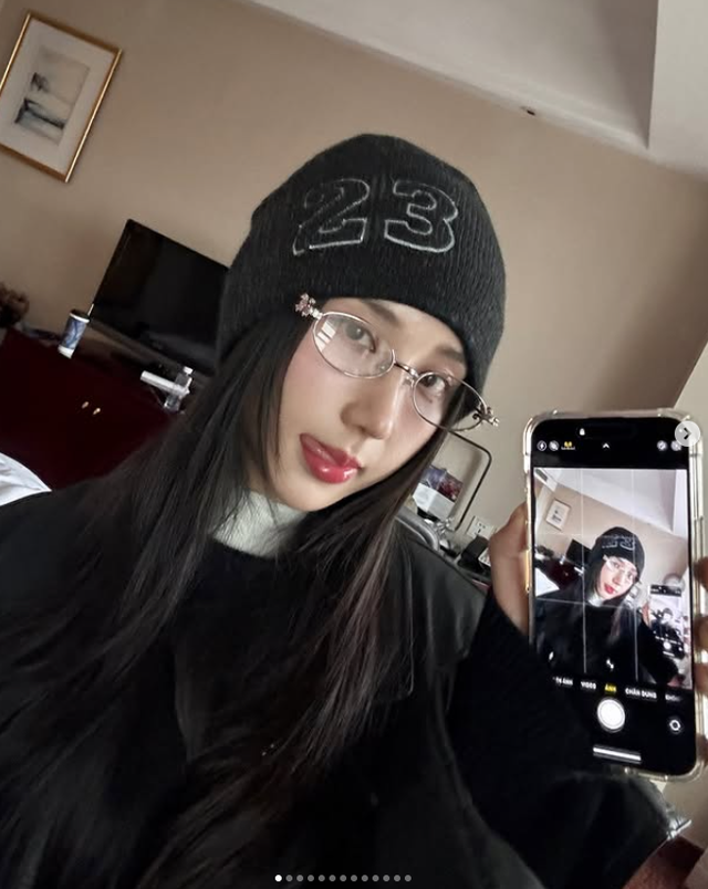 Mina Young casual style