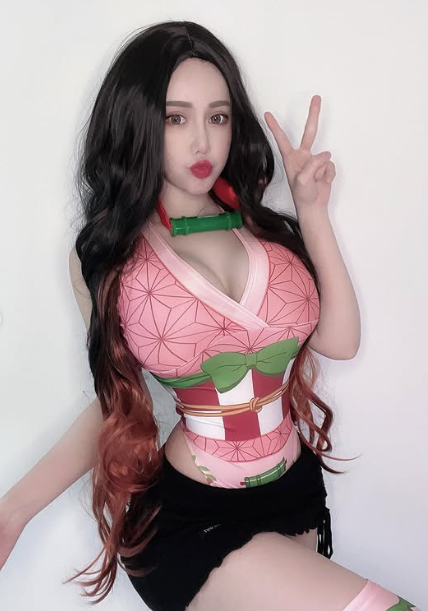 DJ Jenna Chew’s Stunning Nezuko Cosplay Turns Heads Online 3 Jenna Chew Demon Slayer cosplay