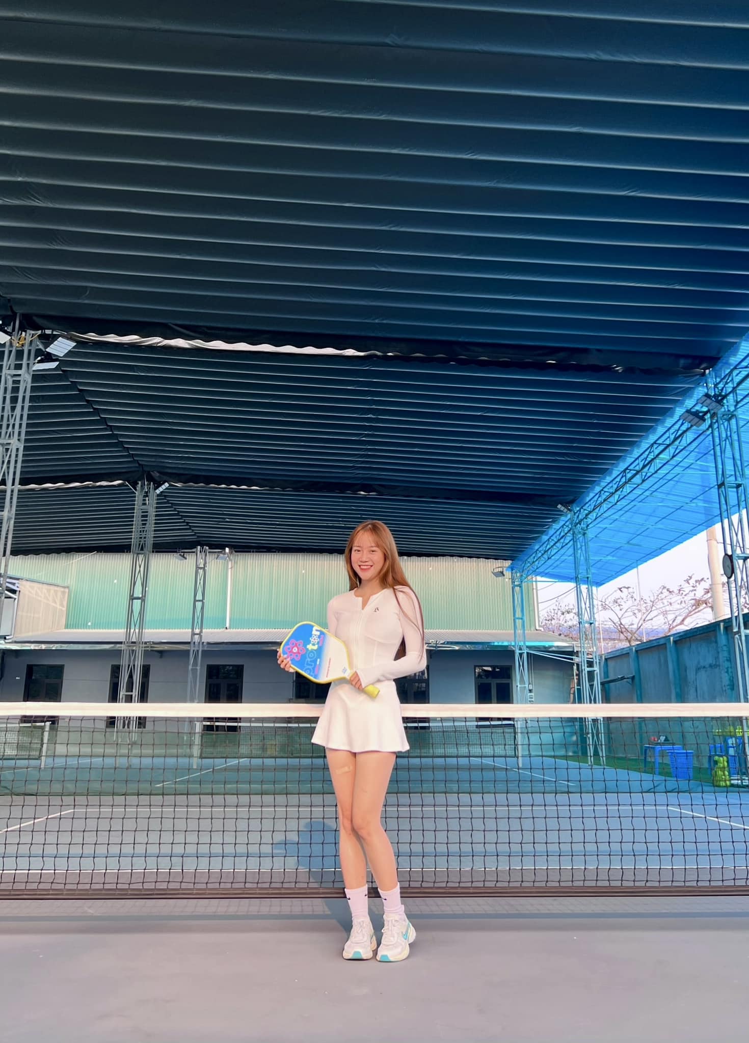 Mai Linh Zuto Stuns Fans with Casual Mirror Selfie 4 47452257189798951321180081503682497584366678n 17456350134812041186154 1745643012772 17456430134721610298826