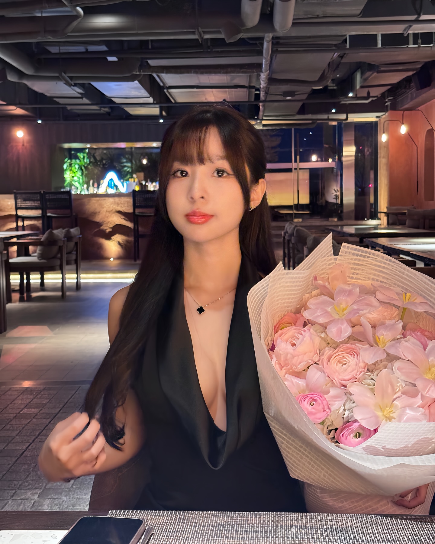 Tammy Phạm Stuns Fans with Bold New Look 6 These photos show a very different side of Tammy Phạm