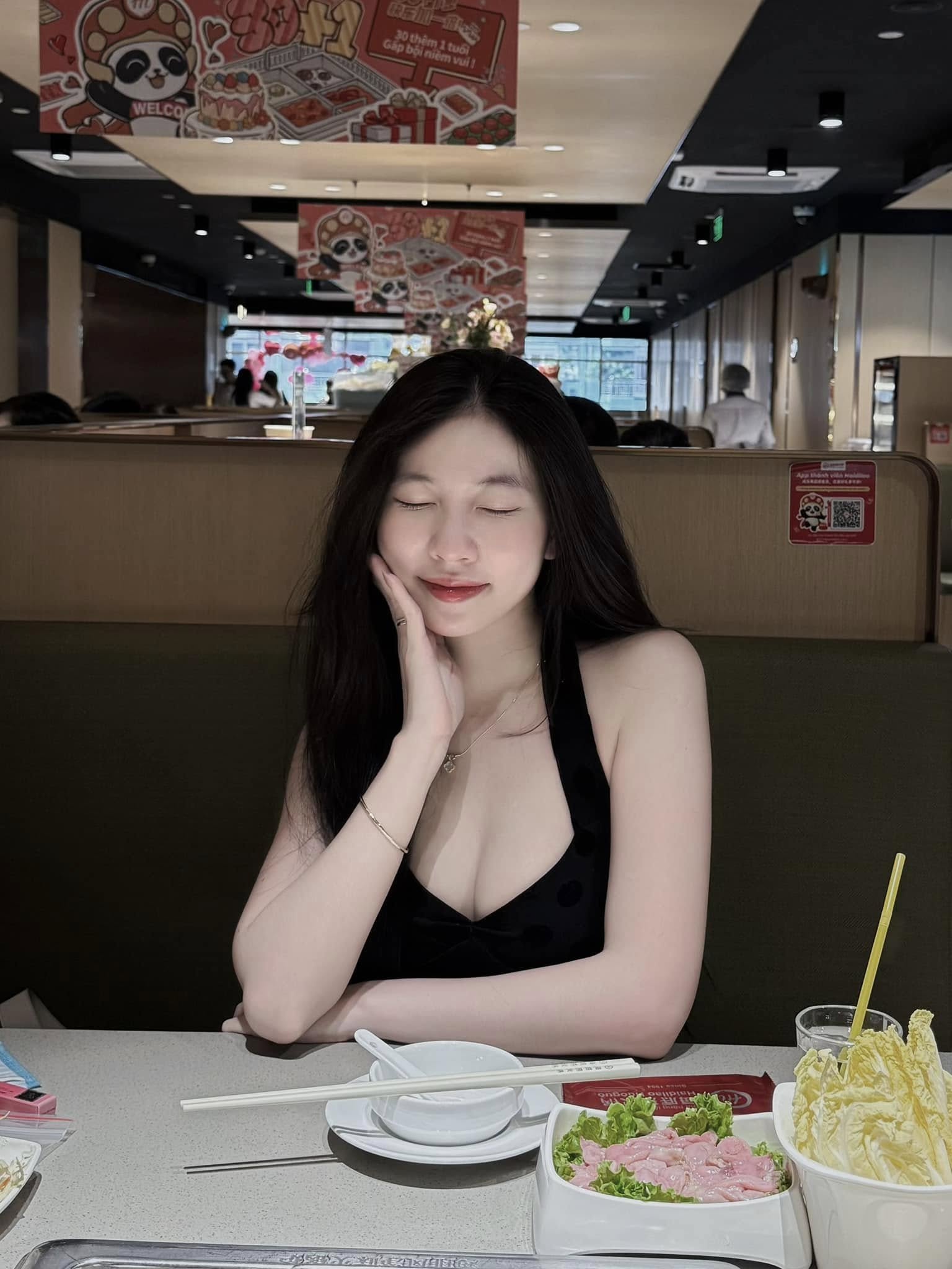 Where Is PUBG Mobile’s Only Female Pro Player Now? 3 48513287539279919841466513062640350439285180n 17459813376471159529284 1745982474892 17459824750231486833291