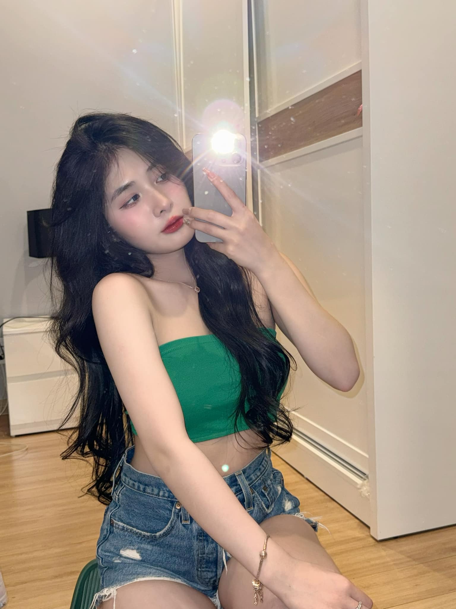 Quỳnh Alee’s Coconut Video Hits 2 Million Views with Cute Charm 2 Quỳnh Alee posing outdoors