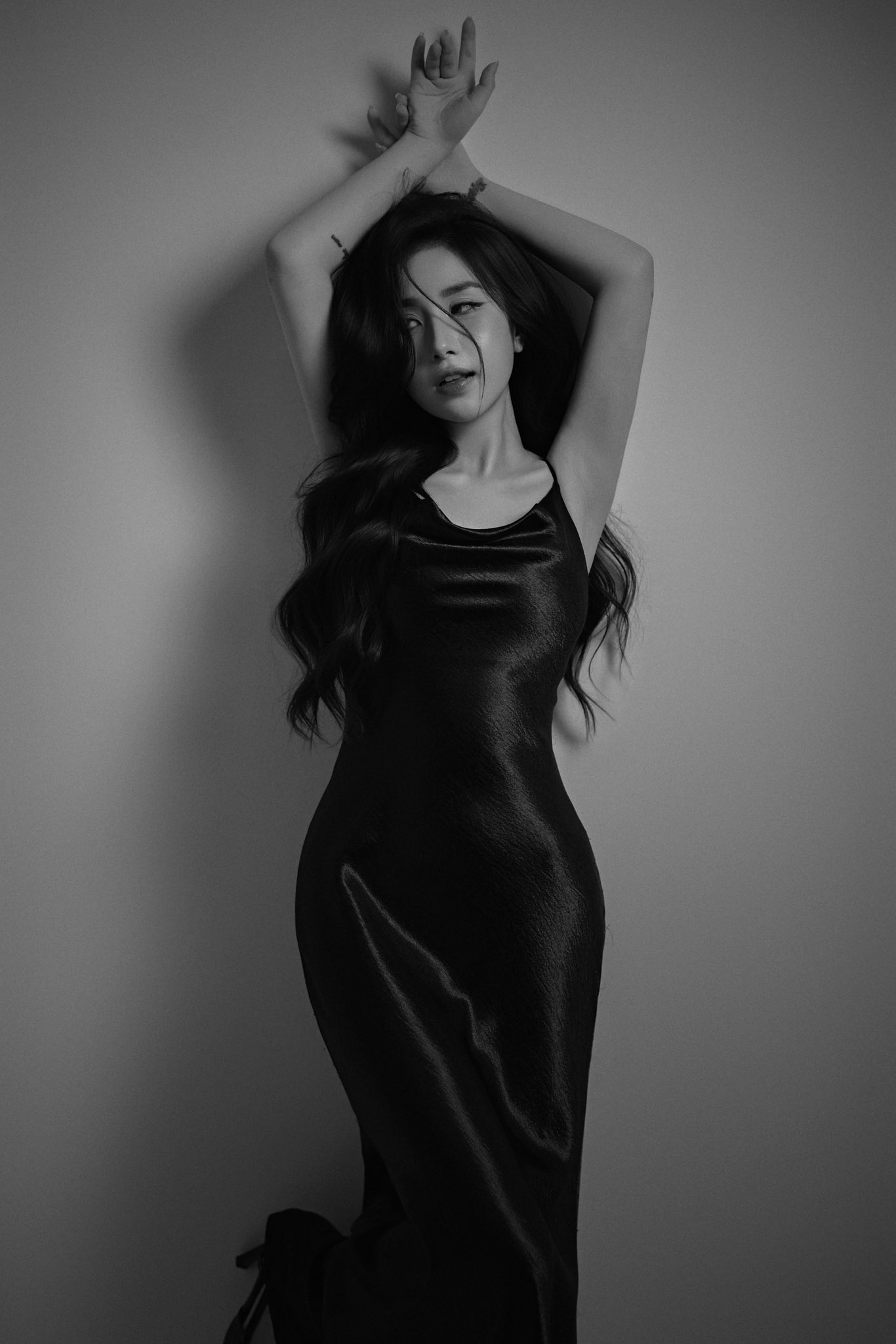 Tiểu Hý Stuns Fans with Stunning Mature Photoshoot 9 Tiểu Hý elegant look