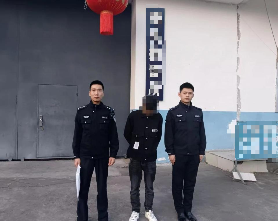 Man Buys Fake Tokens to Cheat Arcade Game and Gets Caught 2 edit 17444182832251902493514 1744420002544 17444200027151653319301