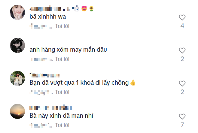 Quỳnh Alee’s Coconut Video Hits 2 Million Views with Cute Charm 10 Quỳnh Alee smiling in casual wear