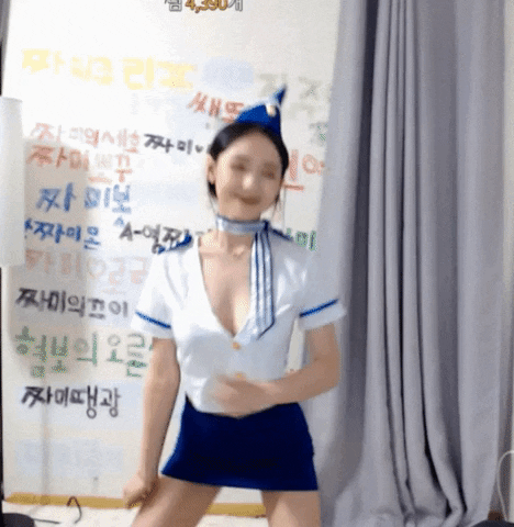 Jiami’s Stunning Transformation Into a Top Korean Streamer 7 Jiami cosplay gif