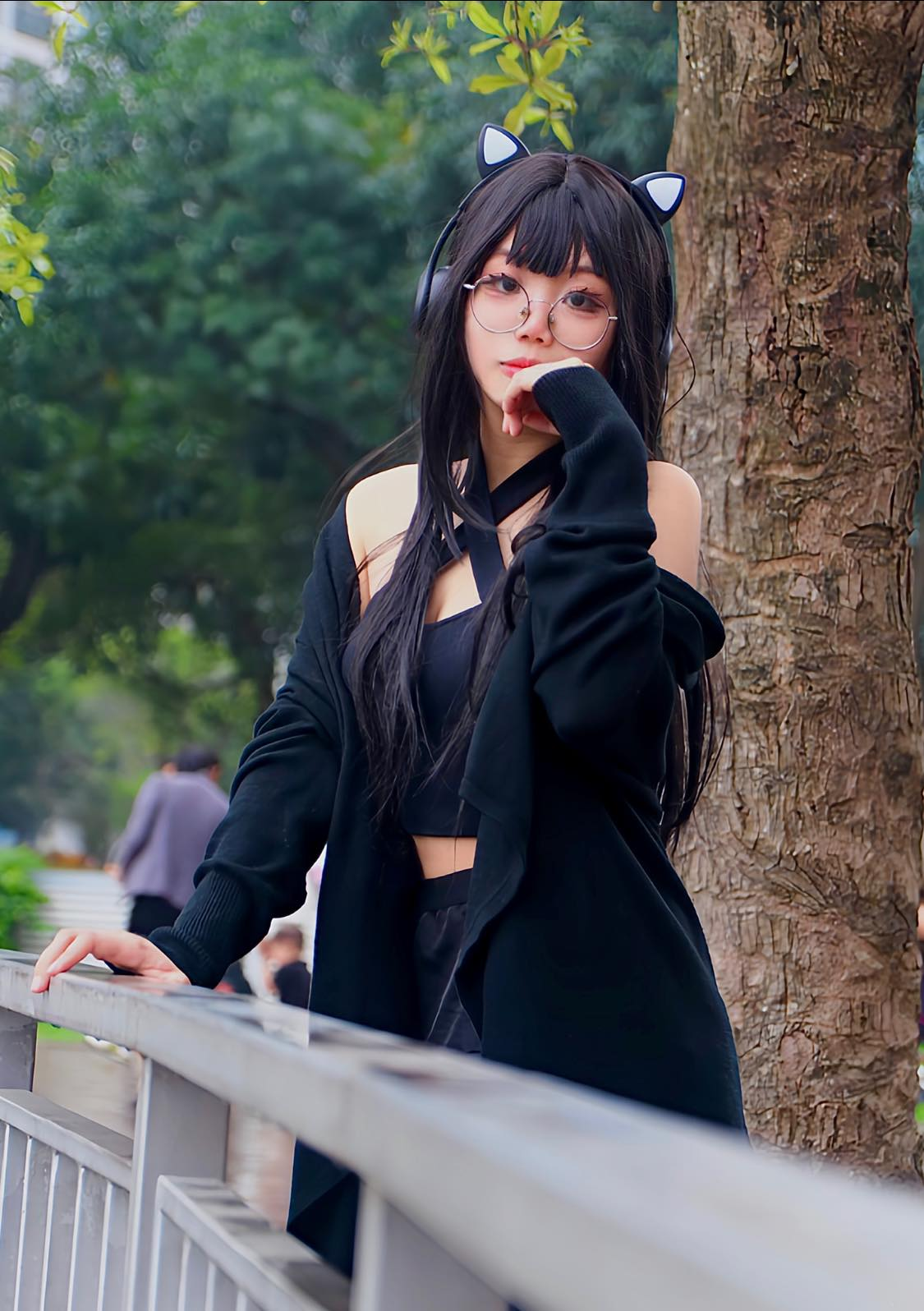 Cosplayer Shiroi Sparks Backlash with Bold New Look 4 photo 1743498810343 17434988105052099430067