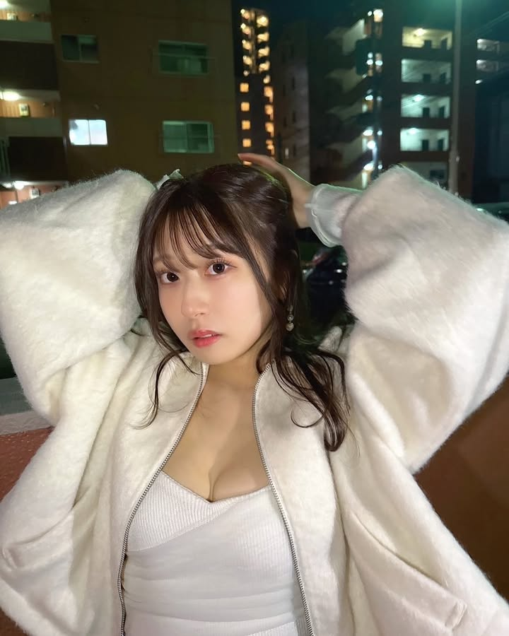 Tenjin Hagoromo livestream