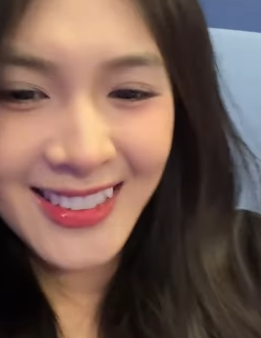 Quỳnh Alee Clears Up Rumors About Her Look in New Video 8 Quỳnh Alee smiling confidently
