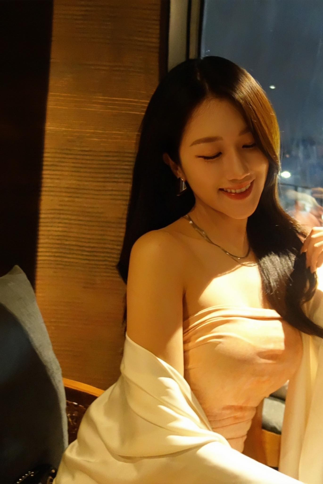 MC Linh Nắng’s Dreamy Moments Captivate Fans 10 Linh Nắng elegant fashion