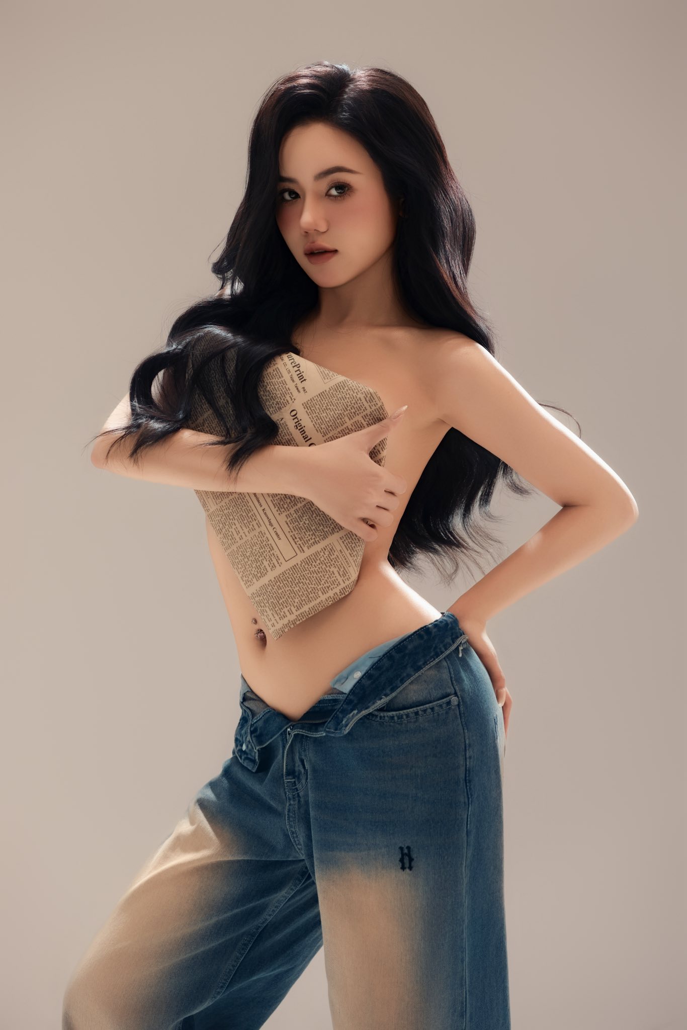 Bò Chảnh Drops Stunning Bikini and Studio Photos 5 49625519717728187103106942277244869505503014n 17478174153261703697259 1747881300235 17478813004101845553135