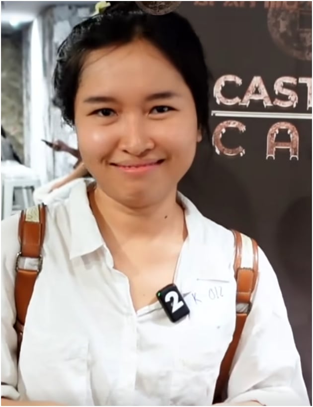 Uyên Pu Returns to the Spotlight with a New Acting Gig 6 Uyên Pu smiling at casting