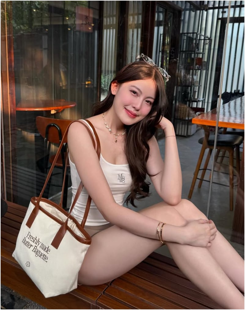 Tăng Mỹ Hàn’s Dreamy Photos Win Fans Back After Drama 6 Tăng Mỹ Hàn relaxing at a resort