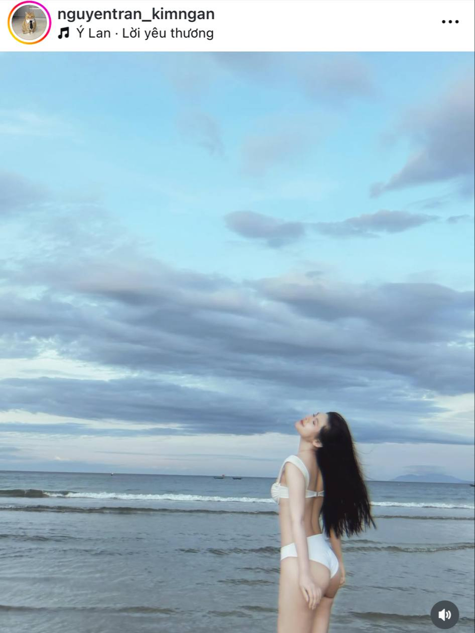 MC Kim Ngân Turns Heads with Bold Bikini Debut 4 Kim Ngân enjoying beach sun