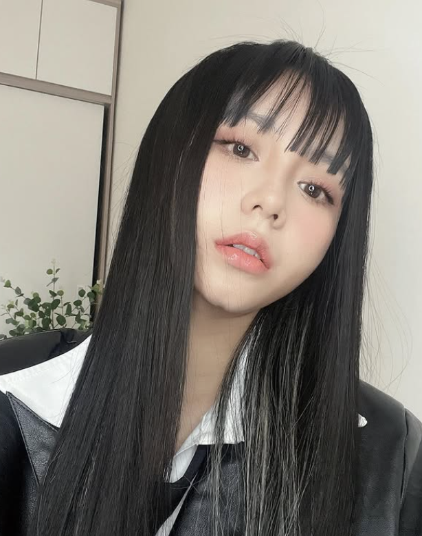 Viral 'Physics Teacher' Minh Thu Returns, Shows Off Fluent Language Skills 3 screenshot 2025 05 06 154828 1746521348561302184312 1746522569855 1746522570020276960167