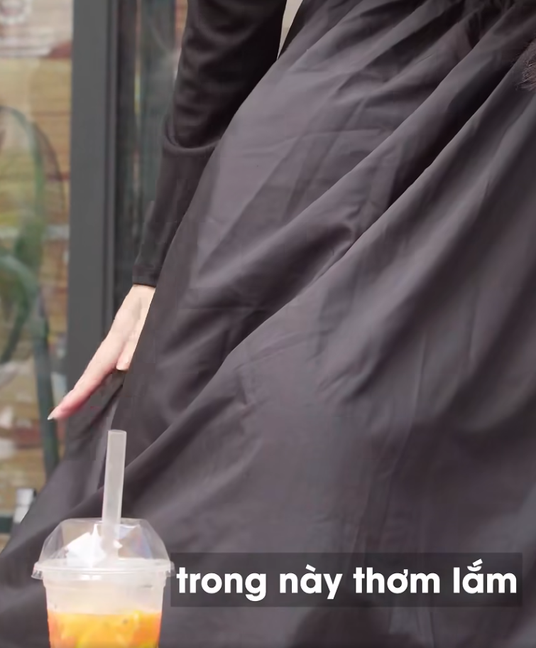 Guy Hides Under Friend’s Dress in Viral Video Sparking Backlash 3 screenshot 2025 05 09 094113 1746766673470972083843 1746776541506 17467765416391419505027