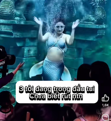 Mermaid Performer Ngọc Ánh Clears Up Income Rumors 5 Ngọc Ánh smiling