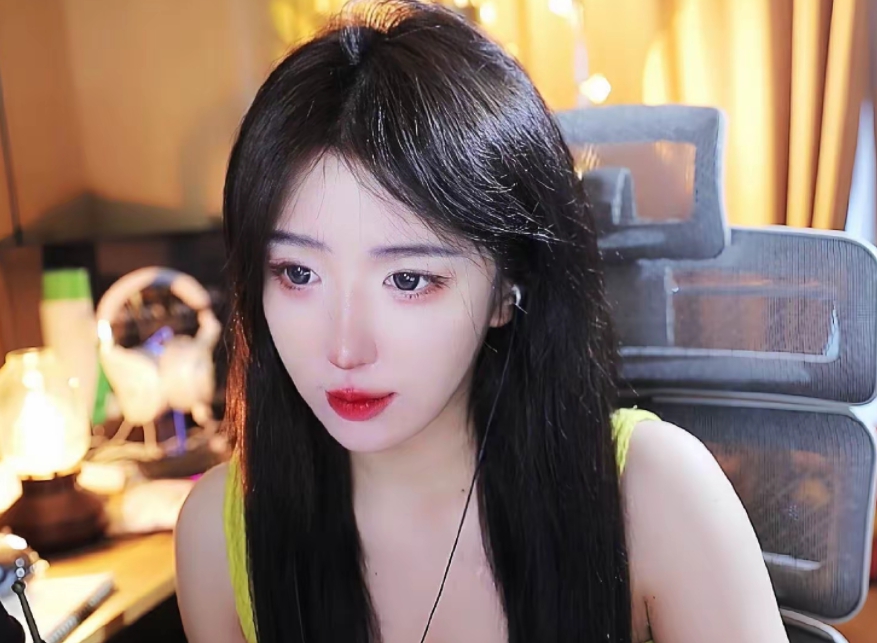 Famous Streamer Faces Backlash Over Shady Rumors 3 17487519565961697228497 1748831580608 1748831580740857187339